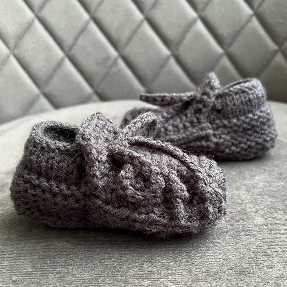 Handmade Dark Gray Baby Booties - Picture 4 of 7